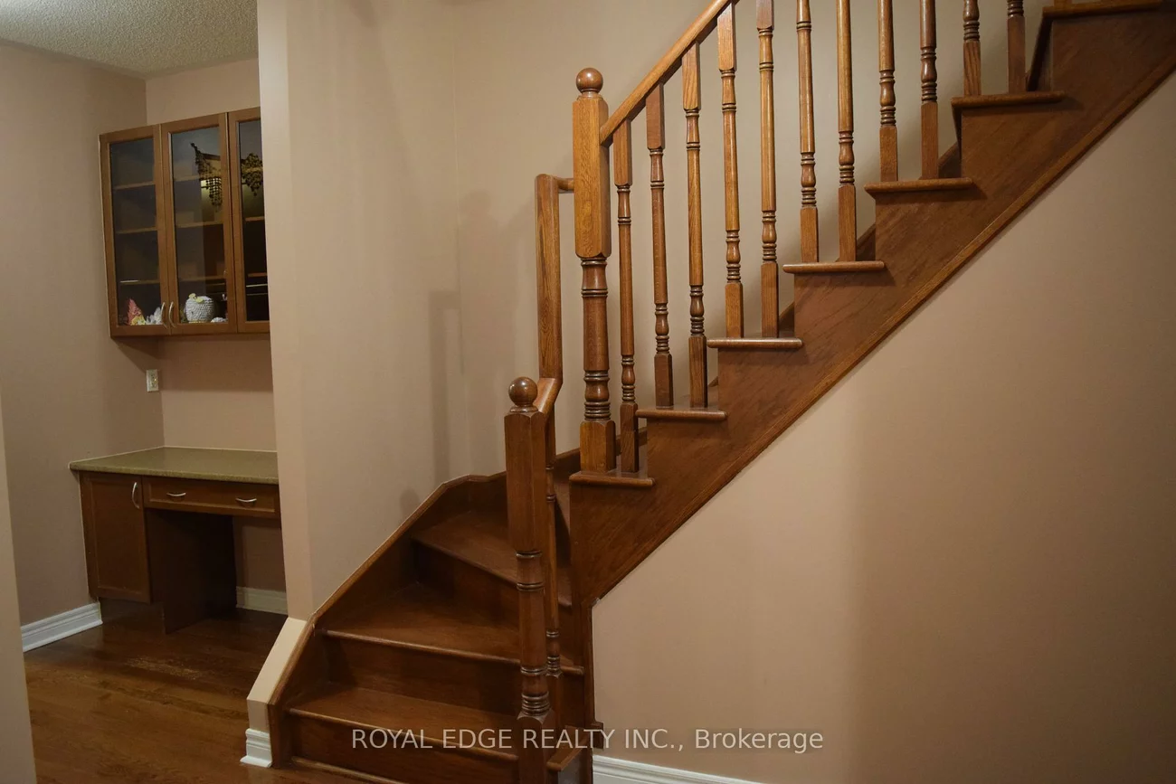 7435, Saint Barbara, Meadowvale, Mississauga