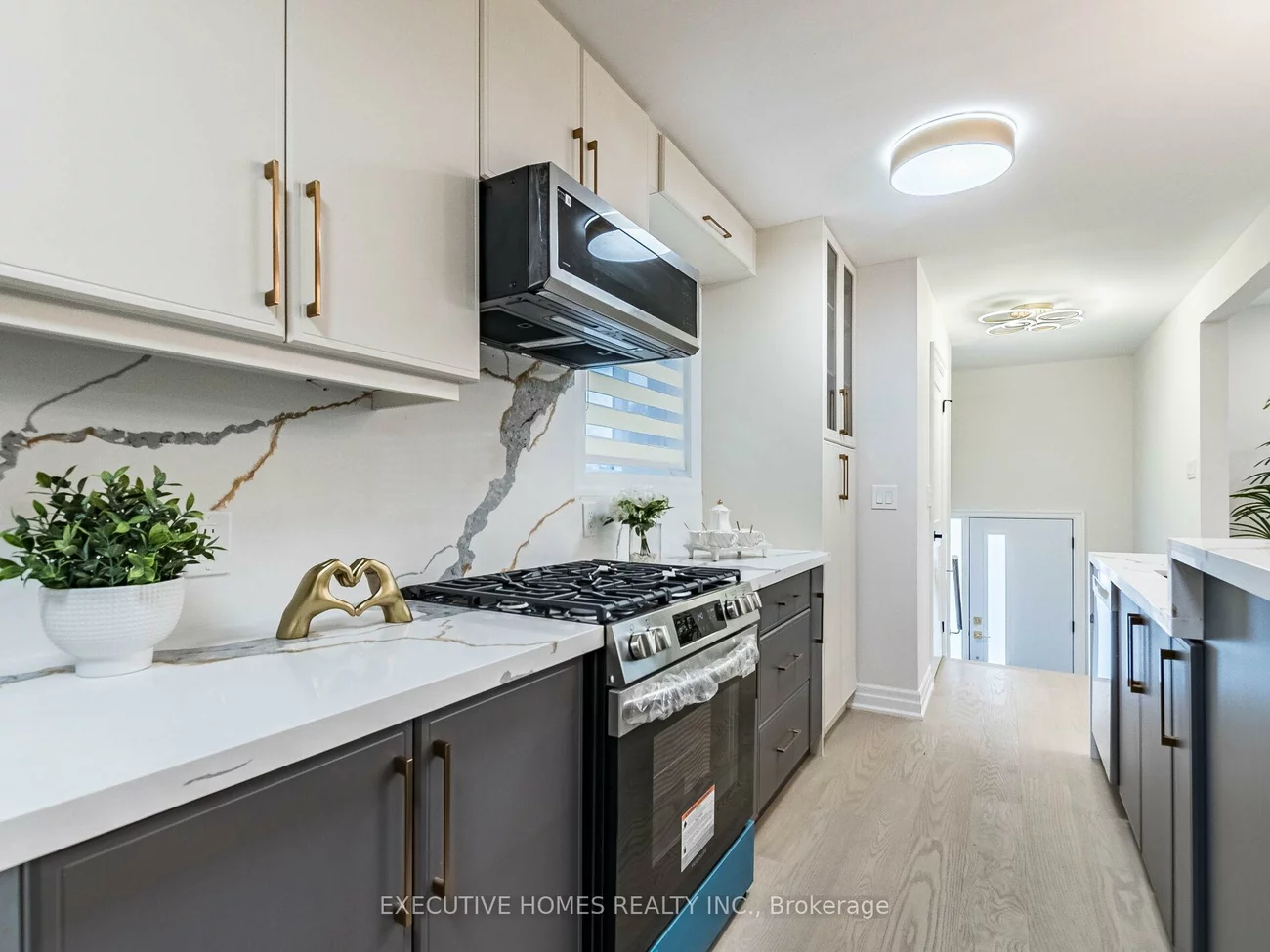 2685, Windjammer (Main), Erin Mills, Mississauga