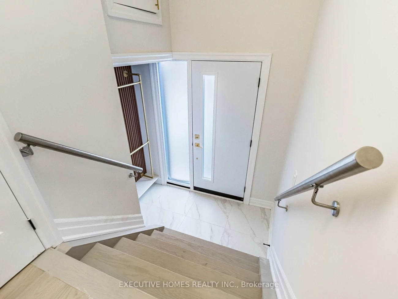 2685, Windjammer (Main), Erin Mills, Mississauga