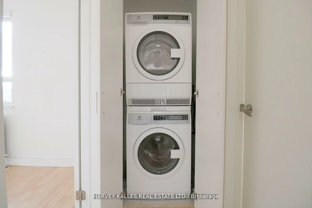 4, Benson, Port Credit, Mississauga