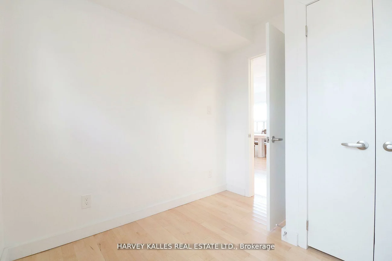 4, Benson, Port Credit, Mississauga