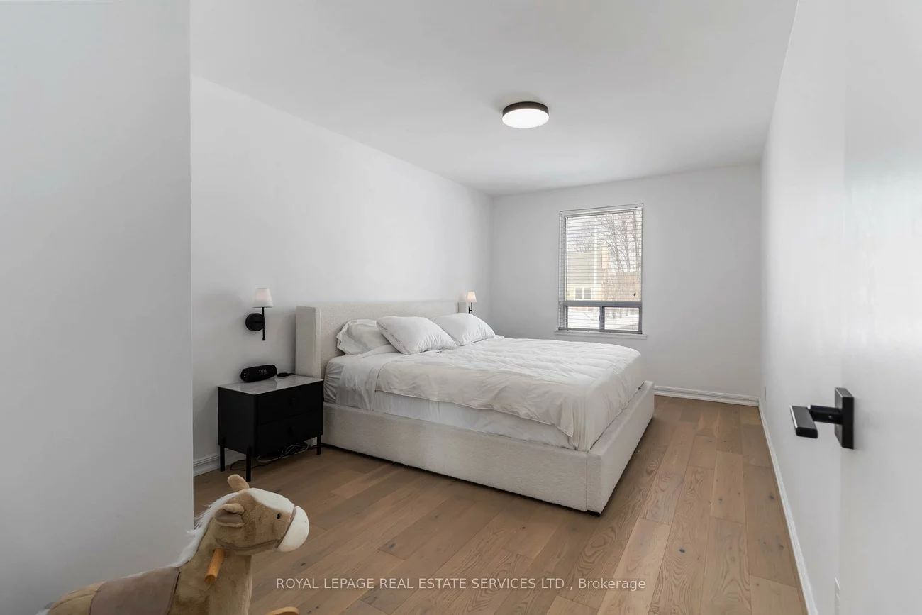 2046, Redan, Lakeview, Mississauga