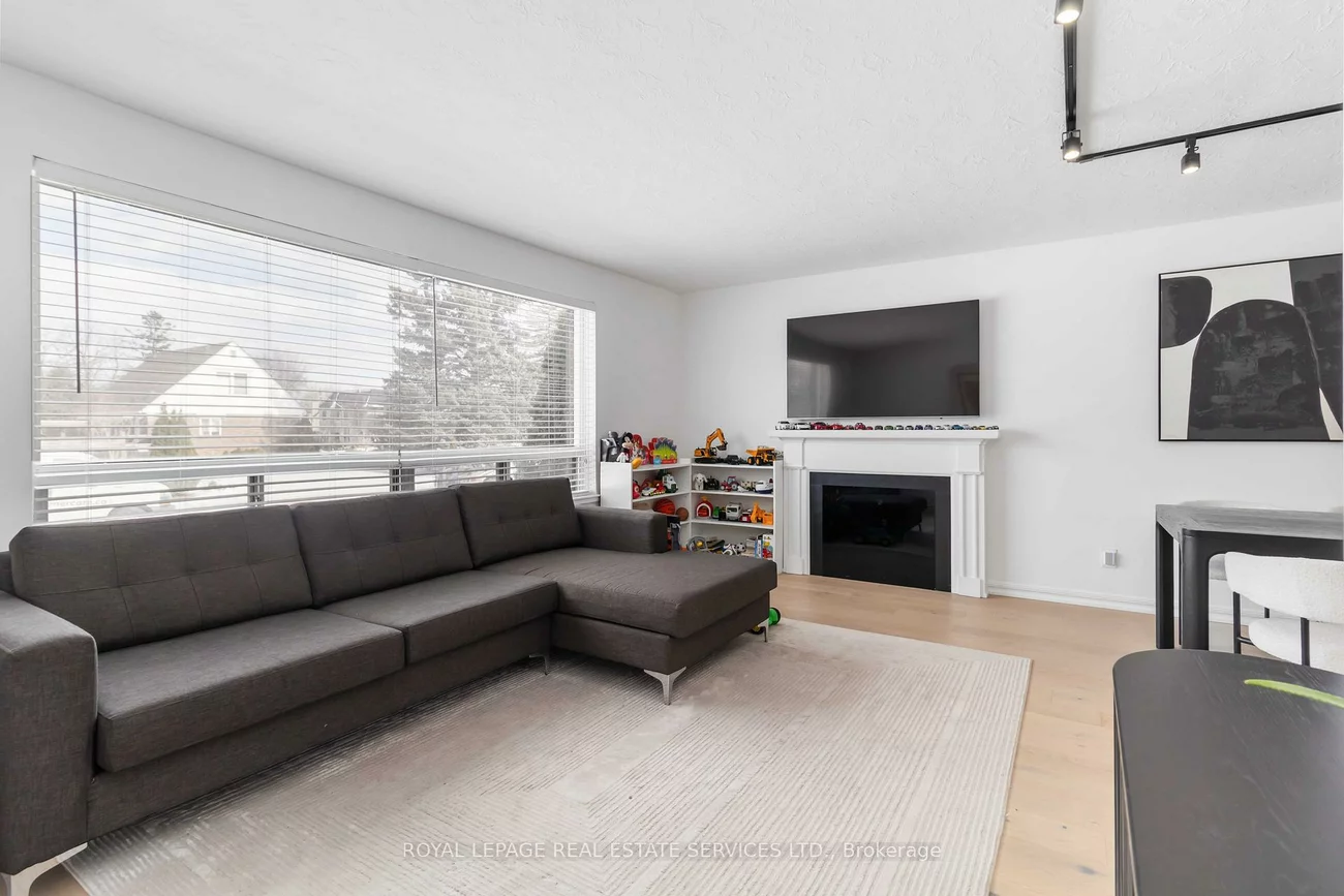 2046, Redan, Lakeview, Mississauga