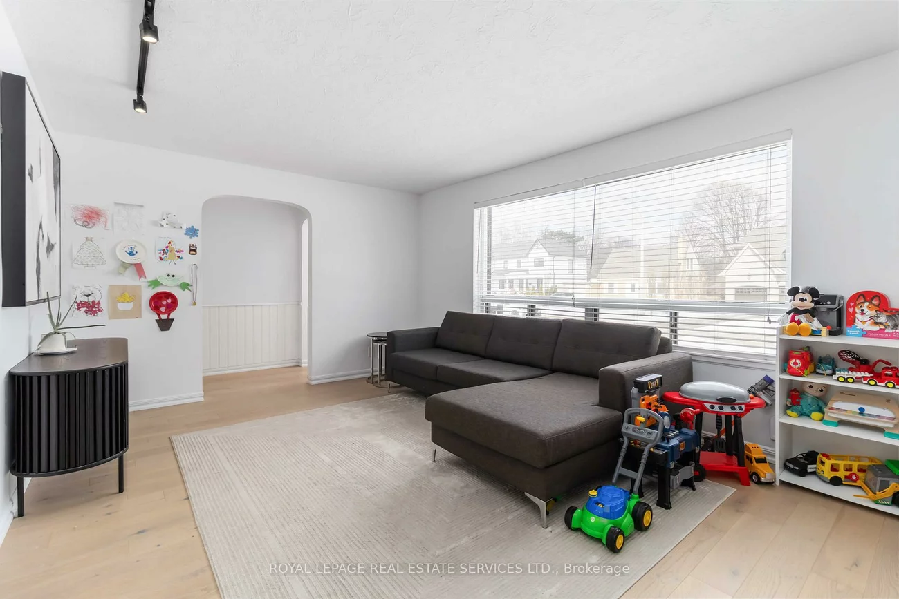 2046, Redan, Lakeview, Mississauga