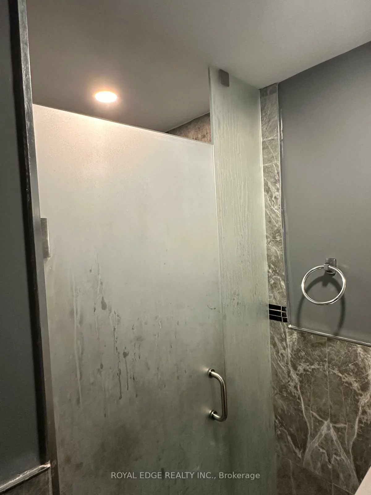 293, Kingsbridge Garden, Hurontario, Mississauga