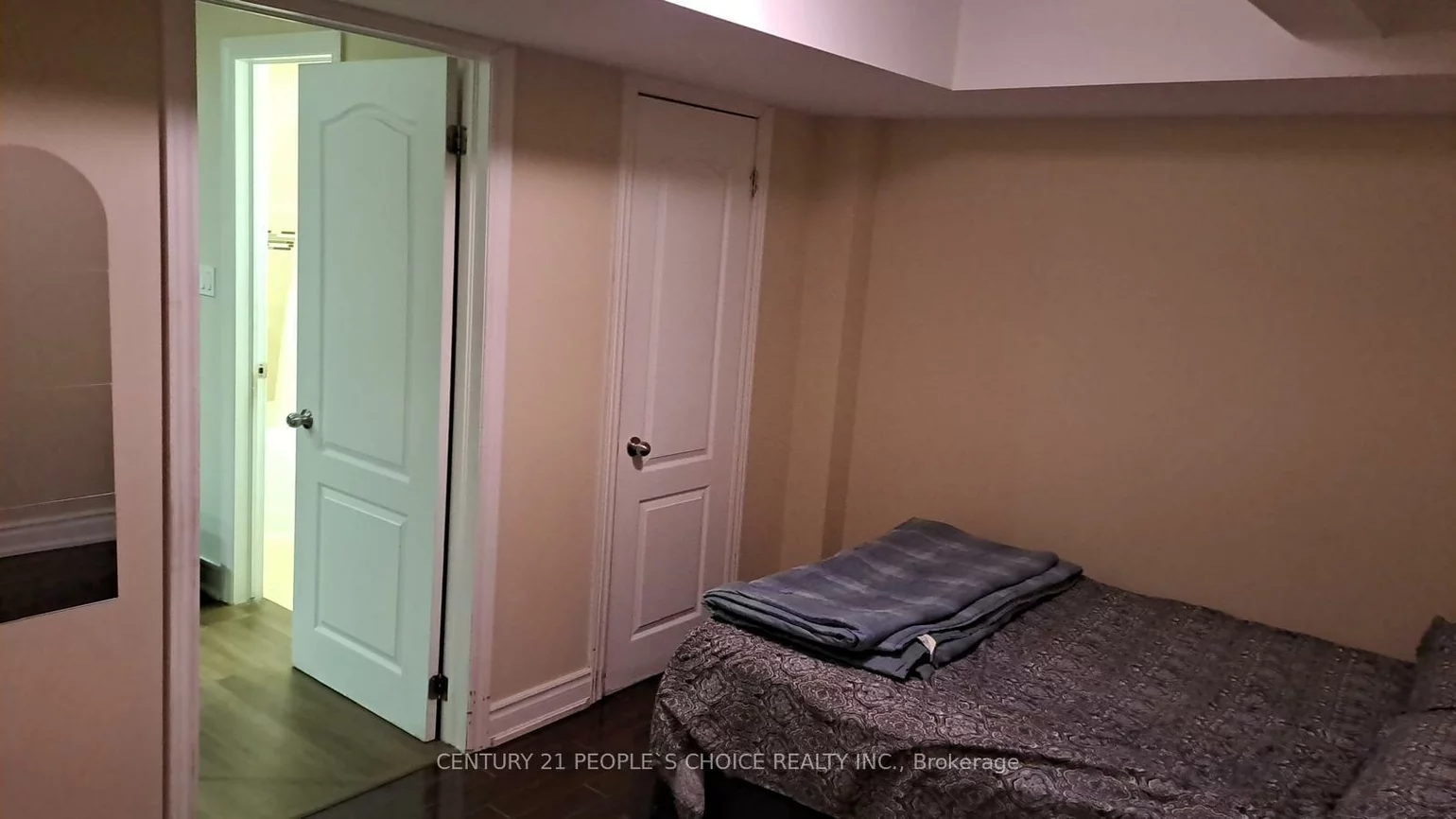 3253, Edwyna, Churchill Meadows, Mississauga