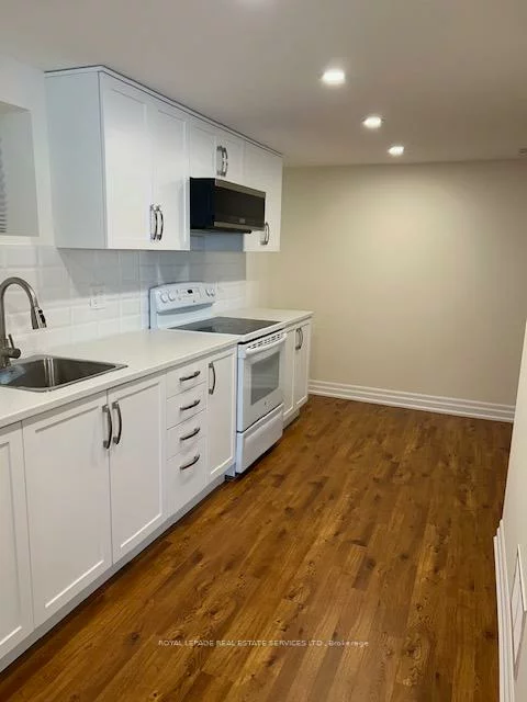 2100, Lorelei, Cooksville, Mississauga