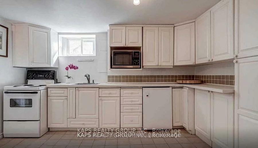 10, Wanita, Port Credit, Mississauga