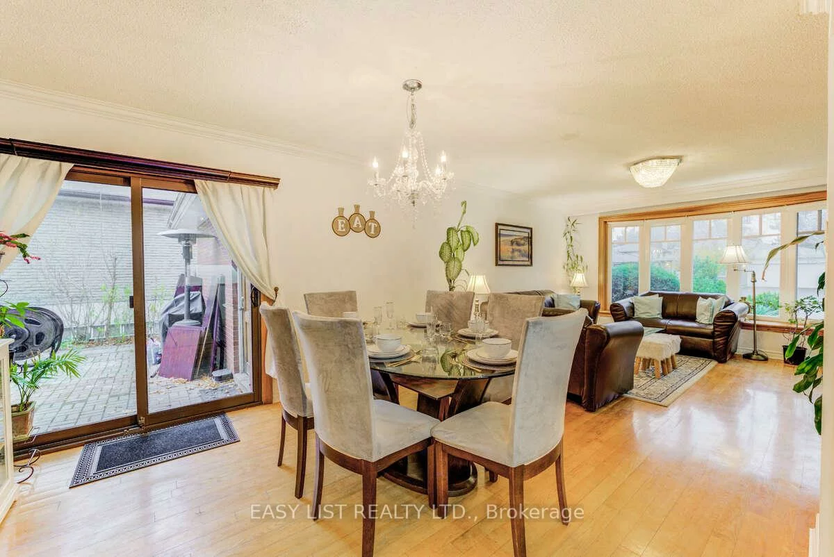 946, McBride, Erindale, Mississauga