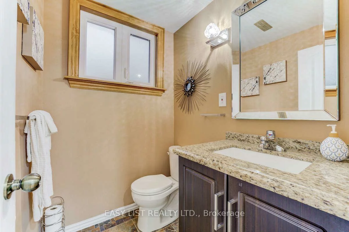 946, McBride, Erindale, Mississauga