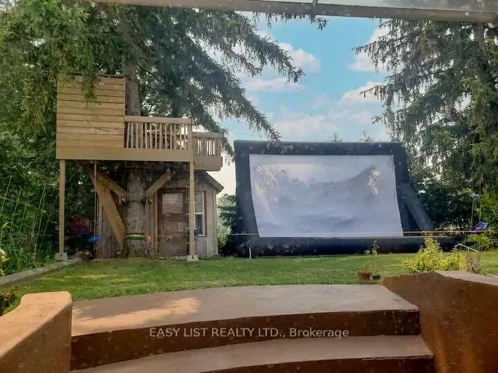 946, McBride, Erindale, Mississauga