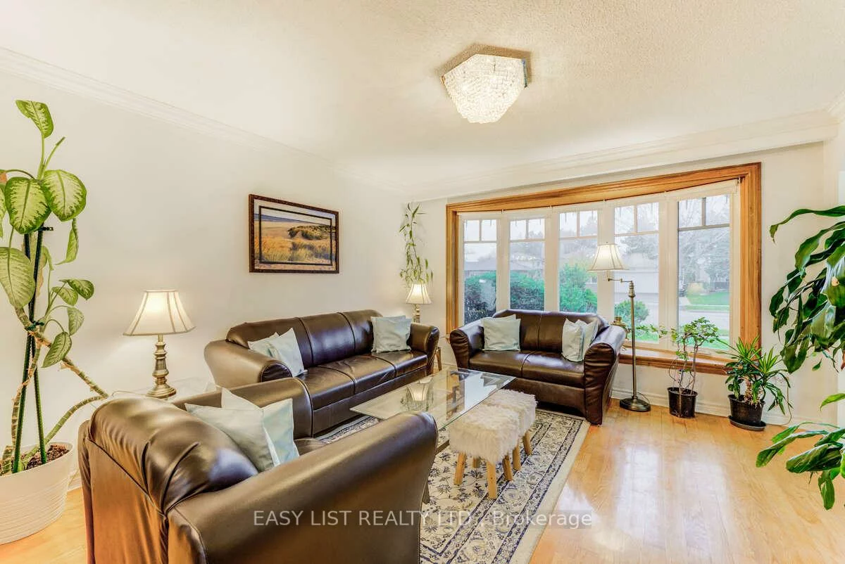946, McBride, Erindale, Mississauga