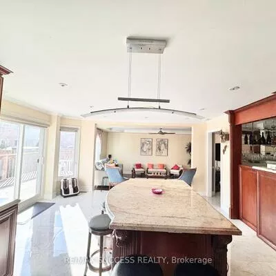 5715, Riverdale, East Credit, Mississauga