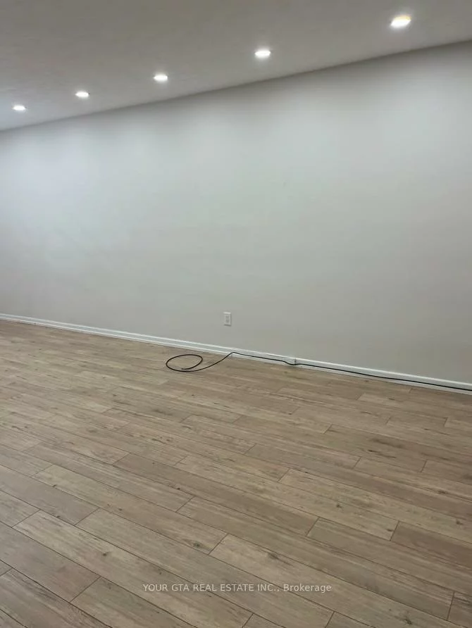 1867, Sandgate, Clarkson, Mississauga