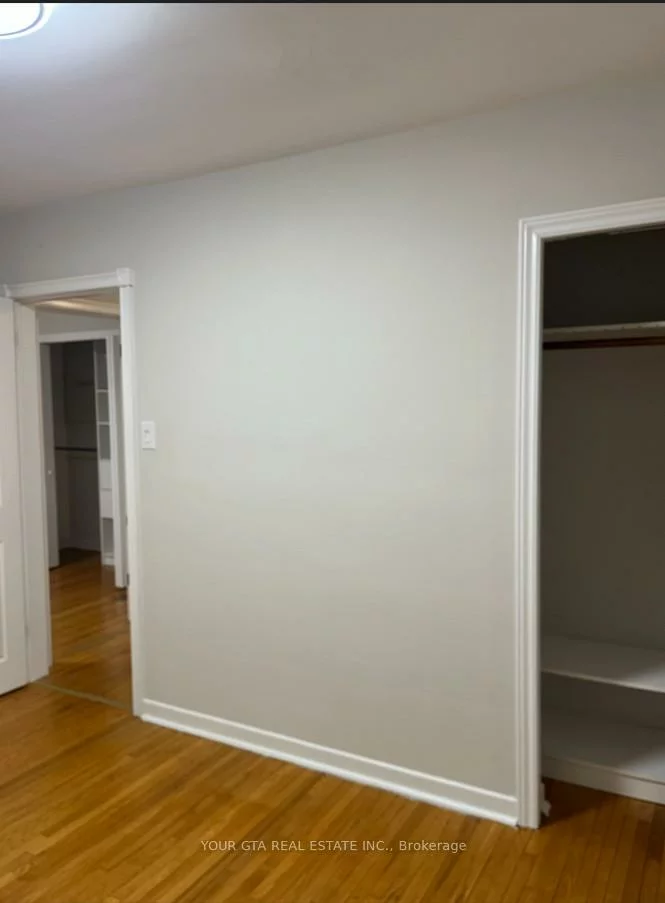 1867, Sandgate, Clarkson, Mississauga