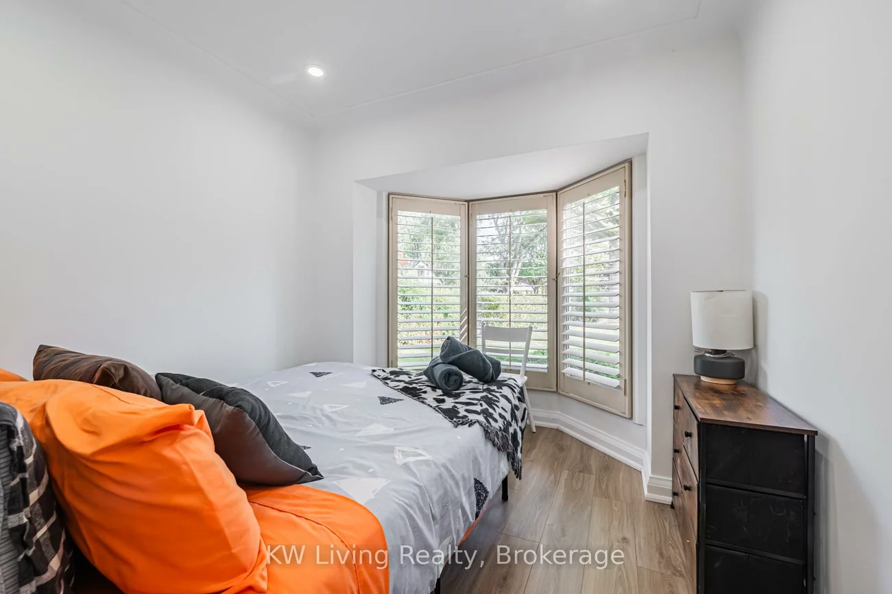 43, Maple, Port Credit, Mississauga