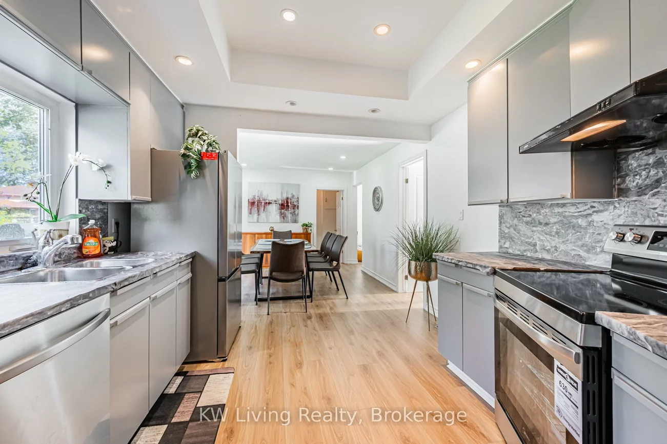 43, Maple, Port Credit, Mississauga