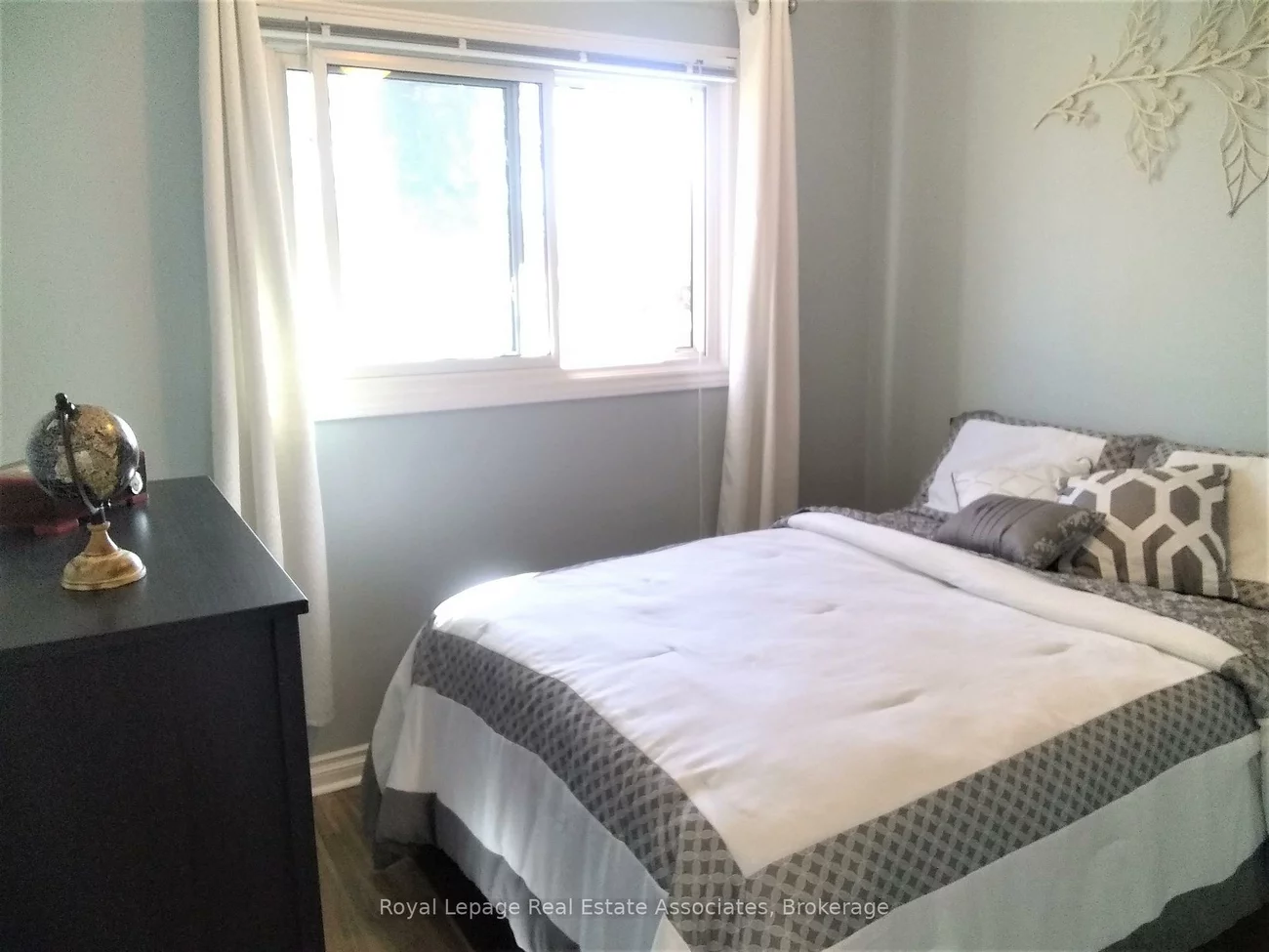 1492, Sandgate, Clarkson, Mississauga