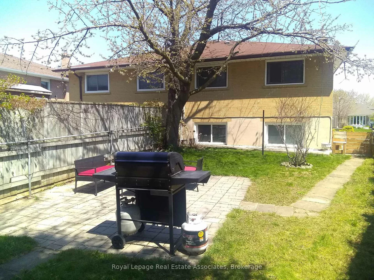 1492, Sandgate, Clarkson, Mississauga