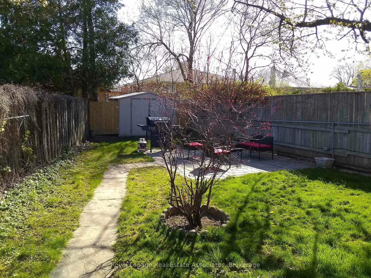 1492, Sandgate, Clarkson, Mississauga