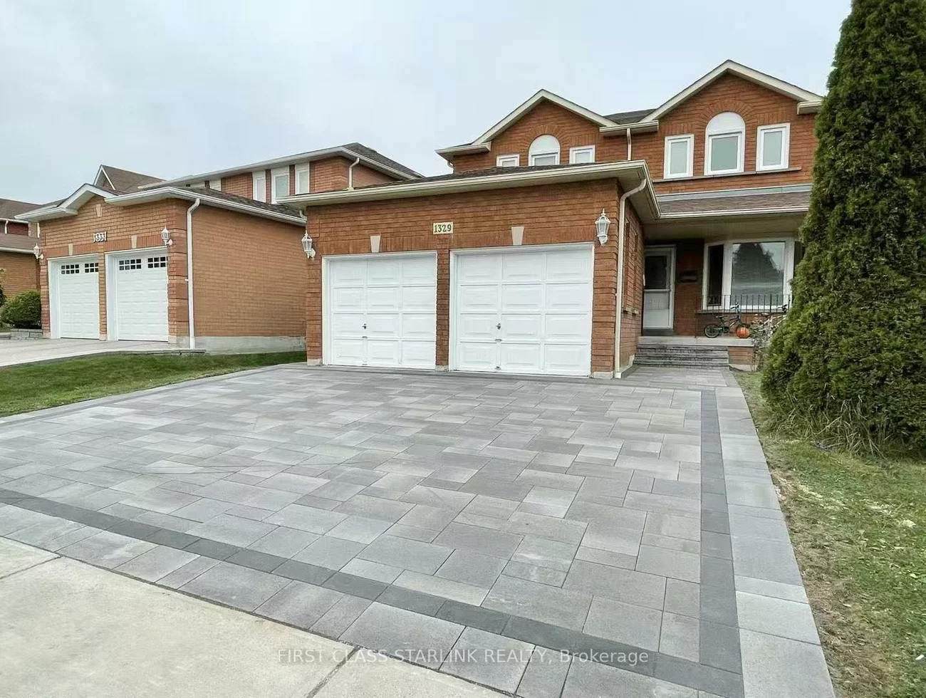 1329, Willowvale, East Credit, Mississauga