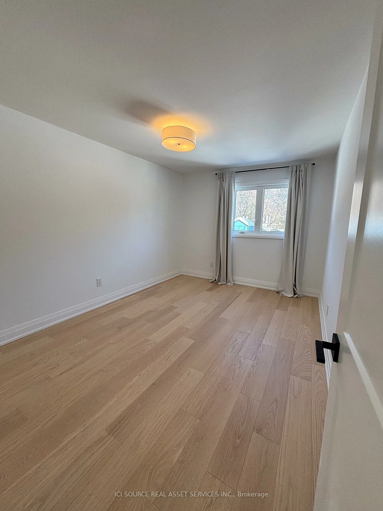 851, Sweetwater, Lorne Park, Mississauga