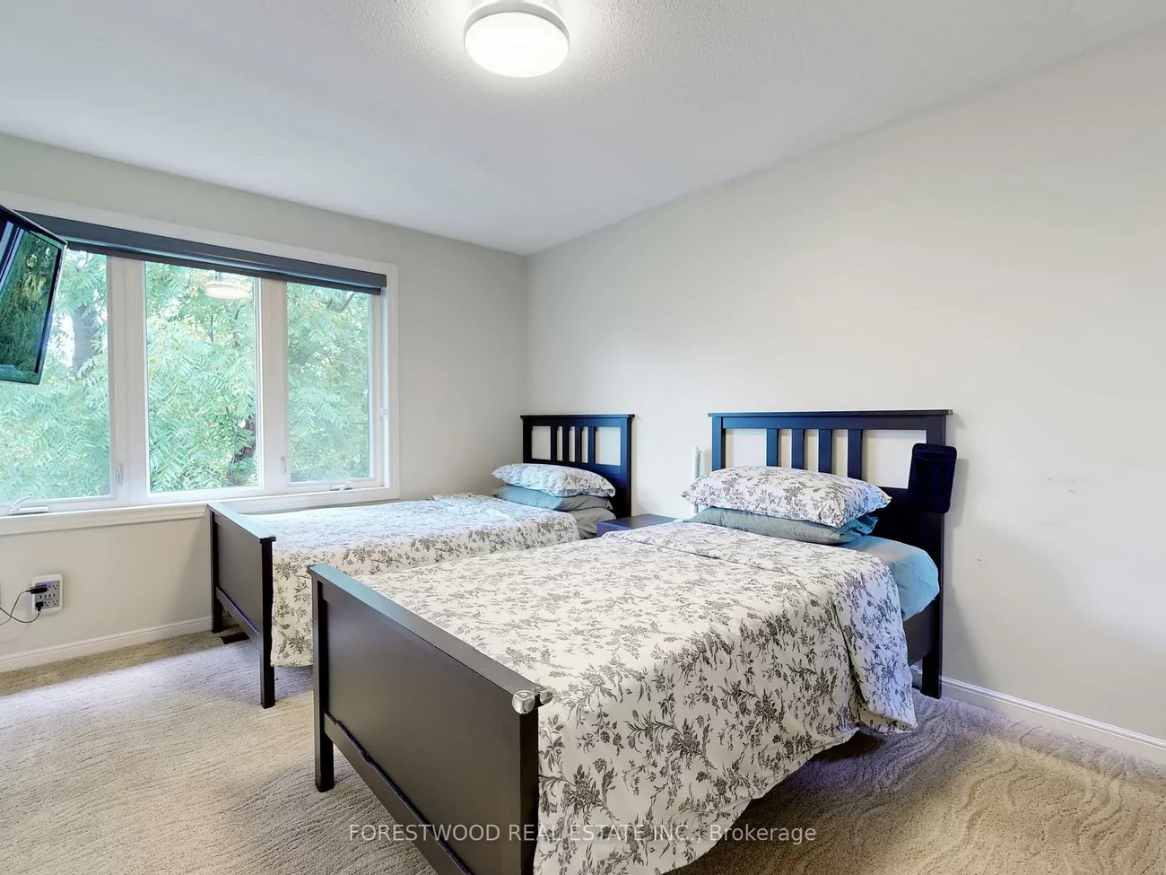 1222, Cornerbrook, Erindale, Mississauga