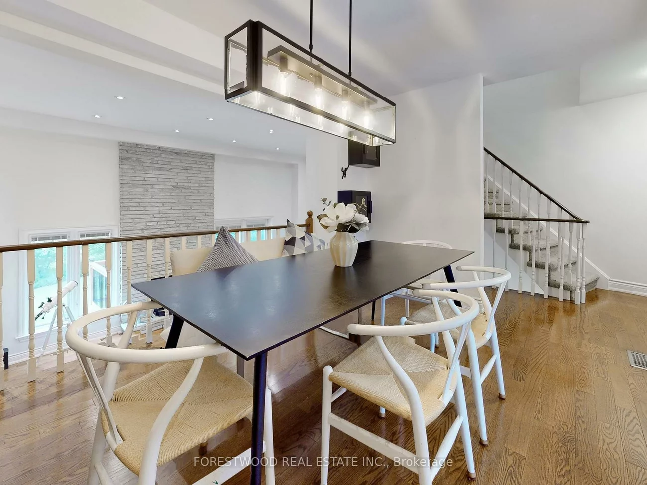 1222, Cornerbrook, Erindale, Mississauga