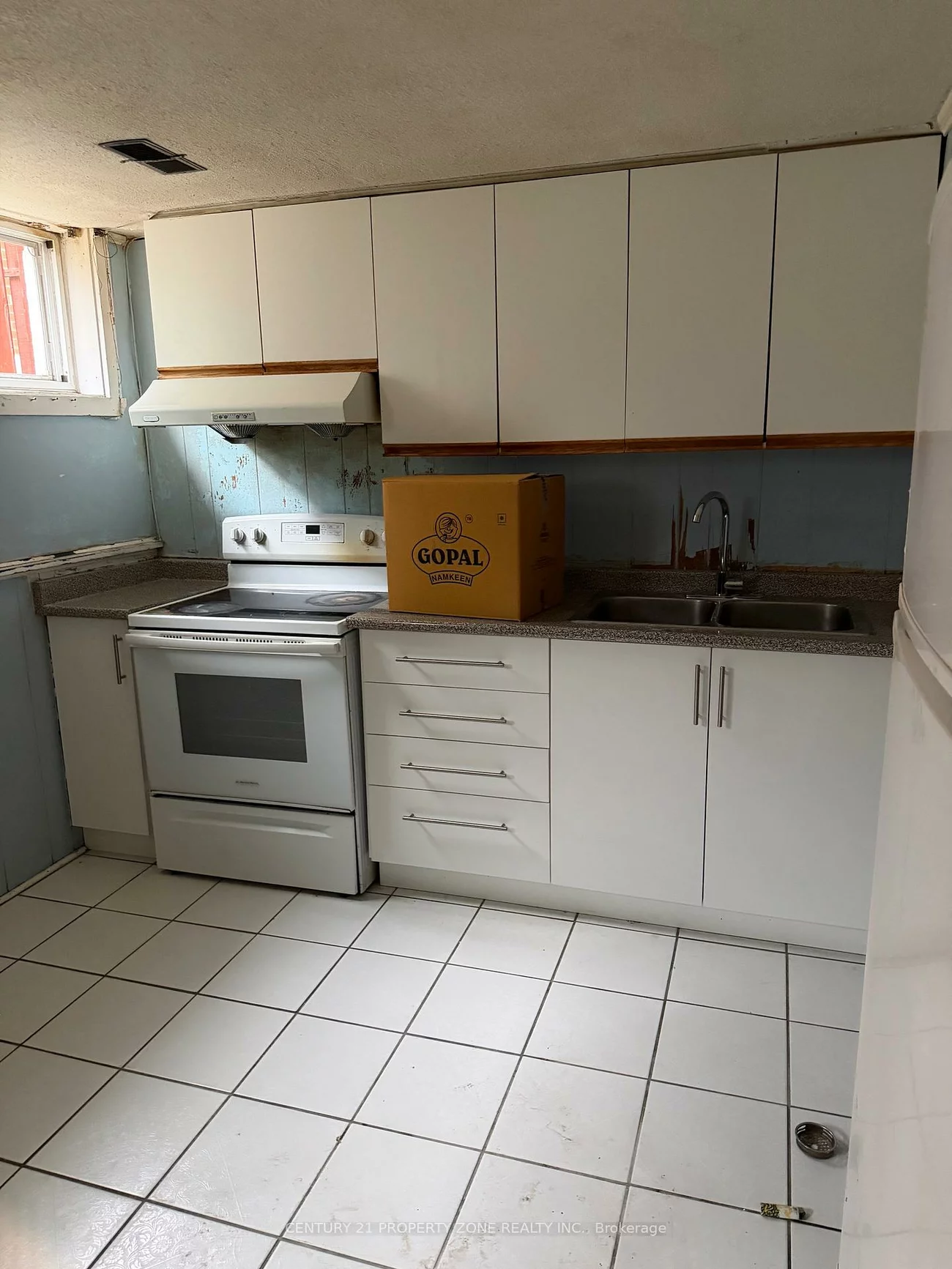 7280, Dellaport, Malton, Mississauga