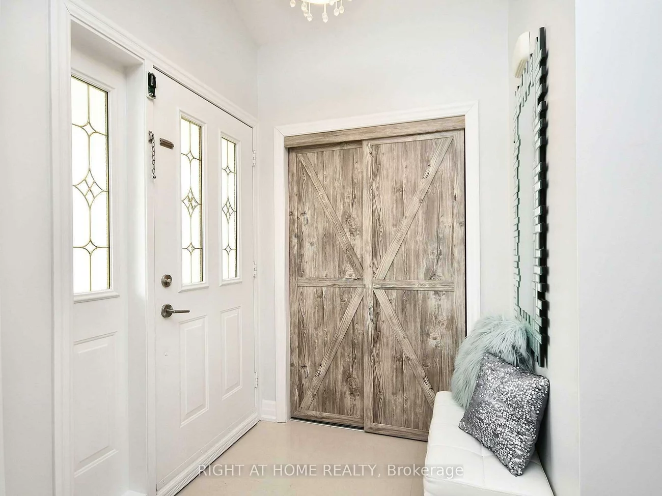 2123, Cliff, Cooksville, Mississauga