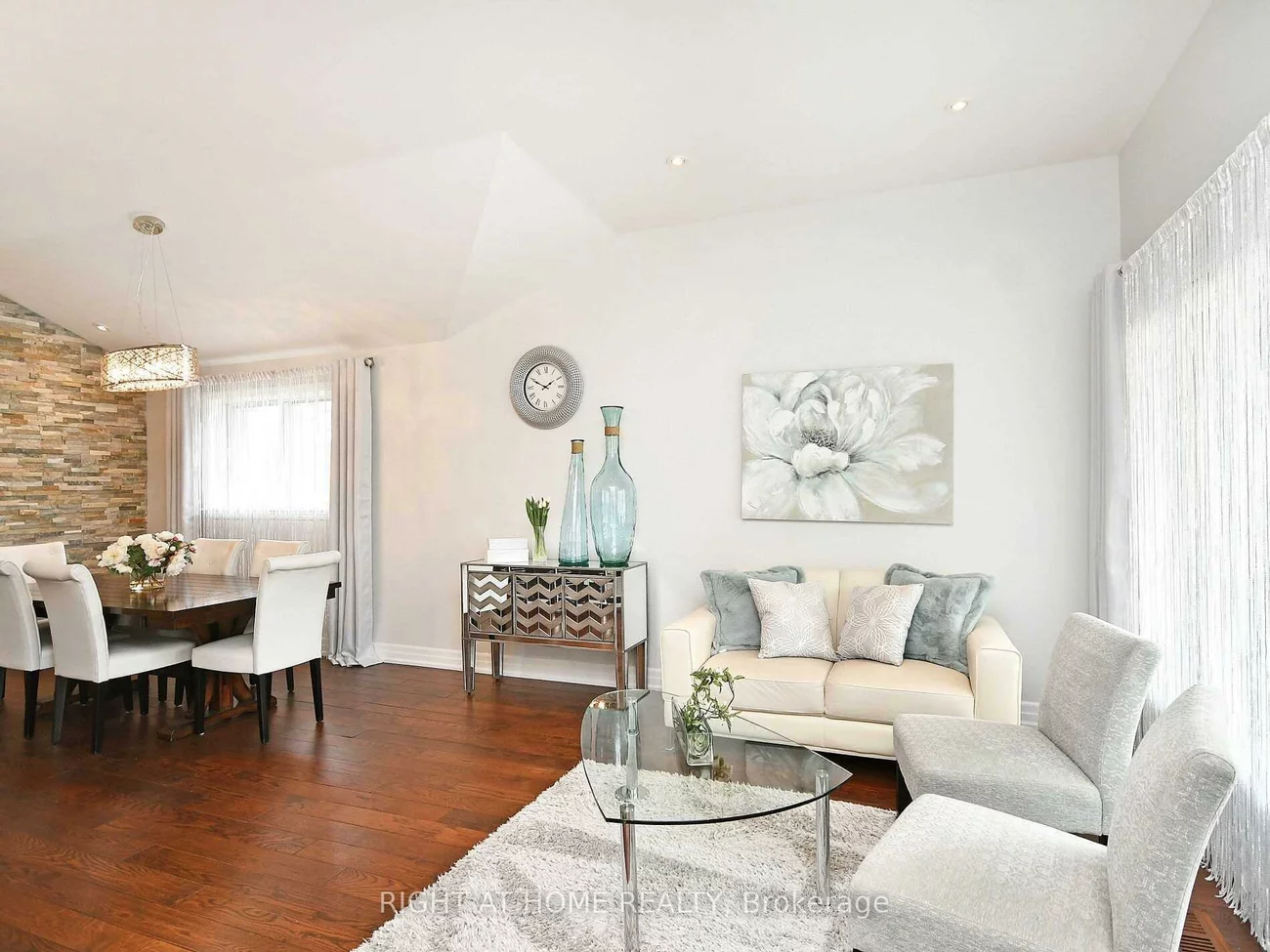 2123, Cliff, Cooksville, Mississauga