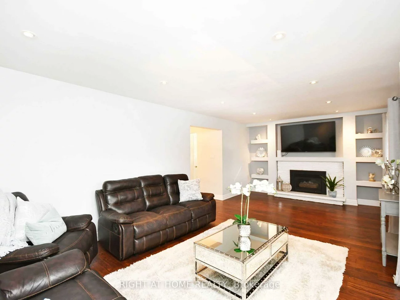 2123, Cliff, Cooksville, Mississauga