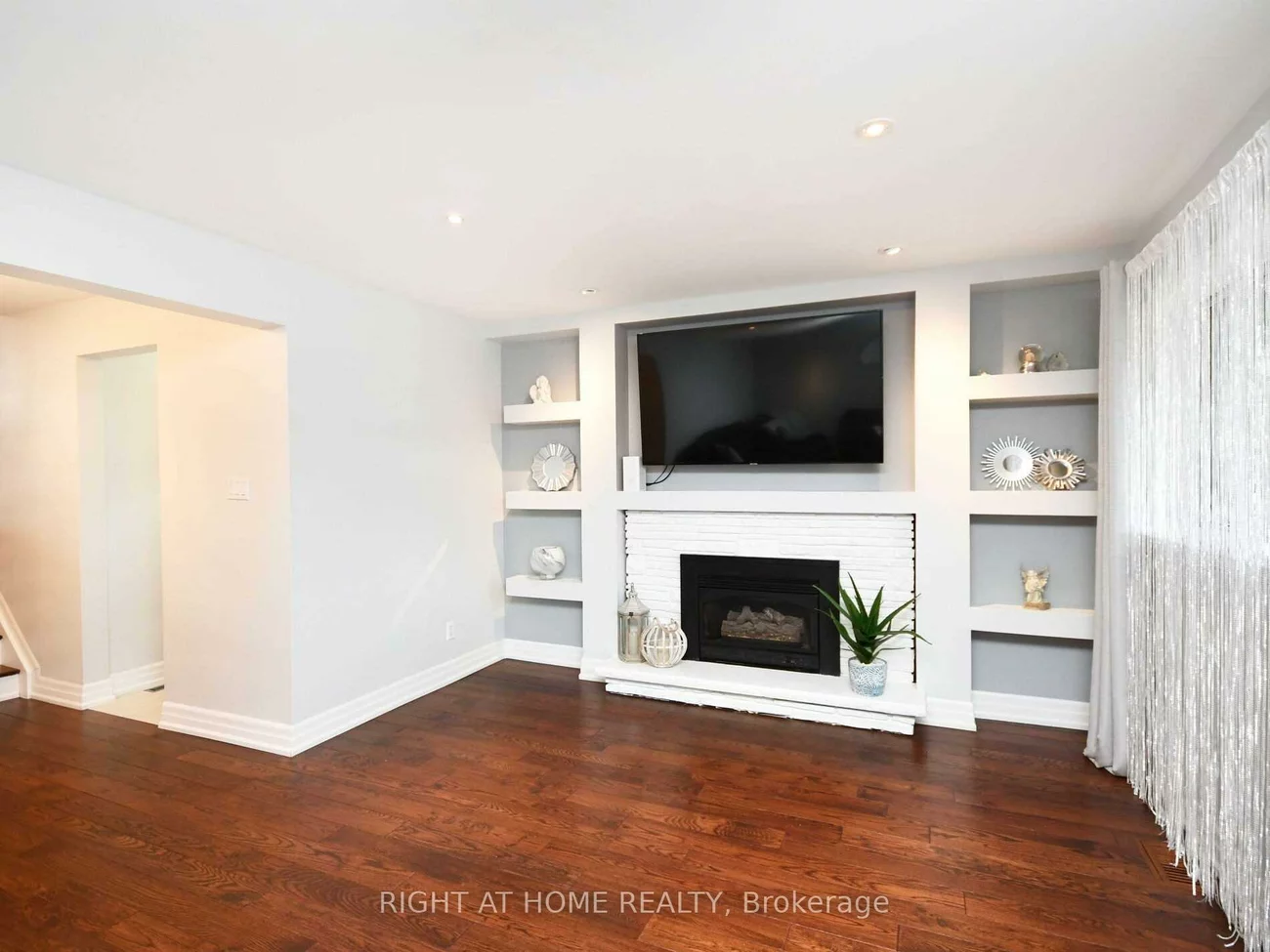 2123, Cliff, Cooksville, Mississauga