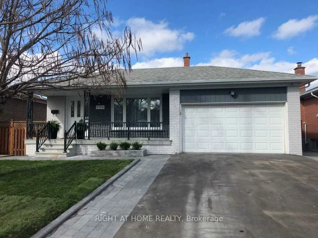 2123, Cliff, Cooksville, Mississauga