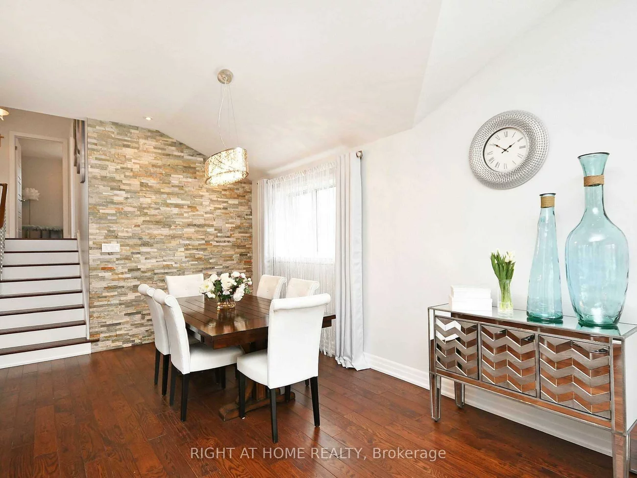 2123, Cliff, Cooksville, Mississauga