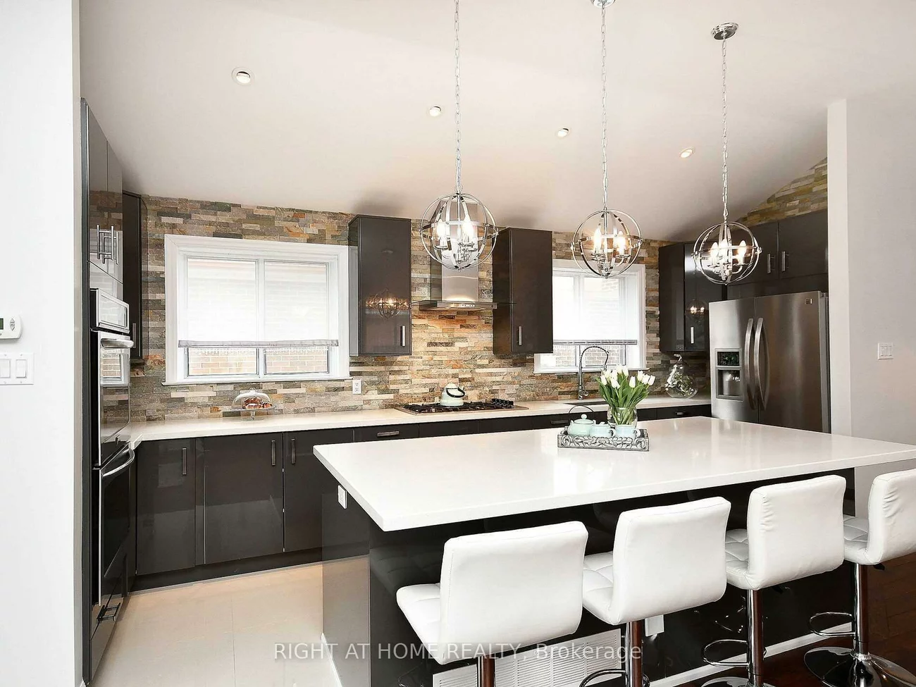 2123, Cliff, Cooksville, Mississauga