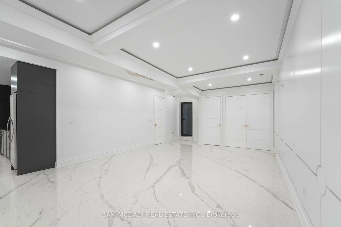 1394, Lorne Park, Lorne Park, Mississauga