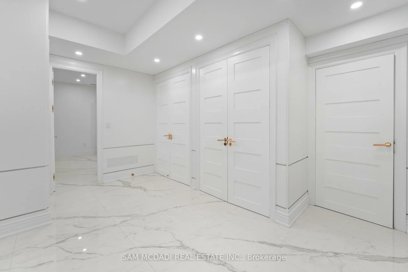 1394, Lorne Park, Lorne Park, Mississauga