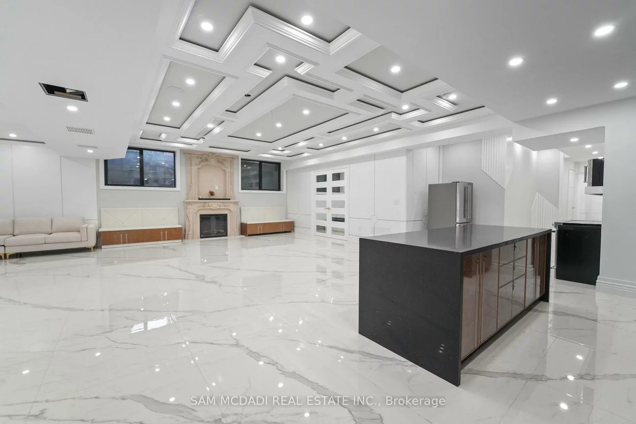 1394, Lorne Park, Lorne Park, Mississauga