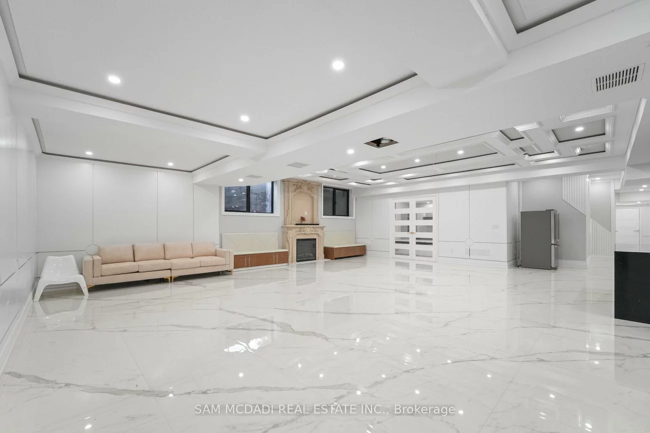 1394, Lorne Park, Lorne Park, Mississauga