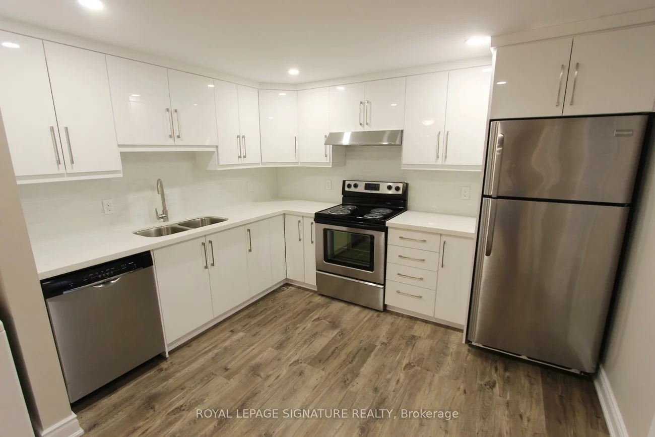 100, Bonham, Streetsville, Mississauga