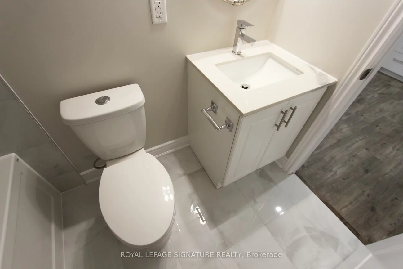 100, Bonham, Streetsville, Mississauga