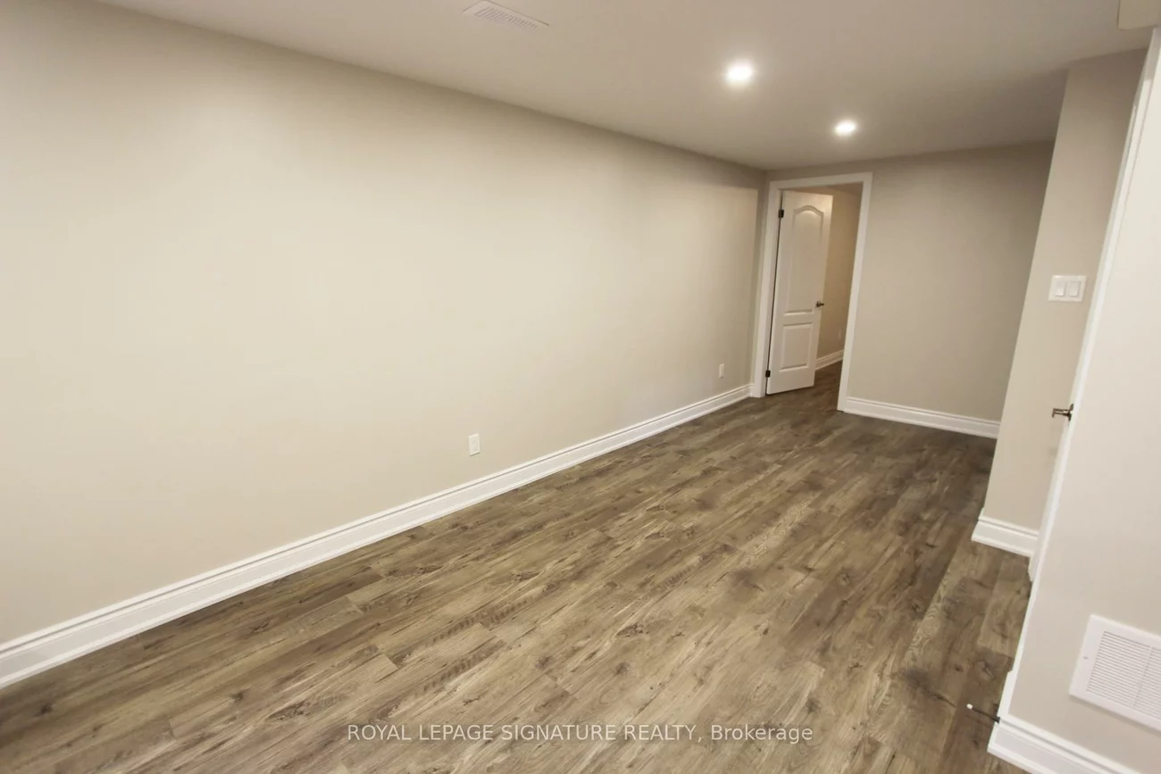 100, Bonham, Streetsville, Mississauga