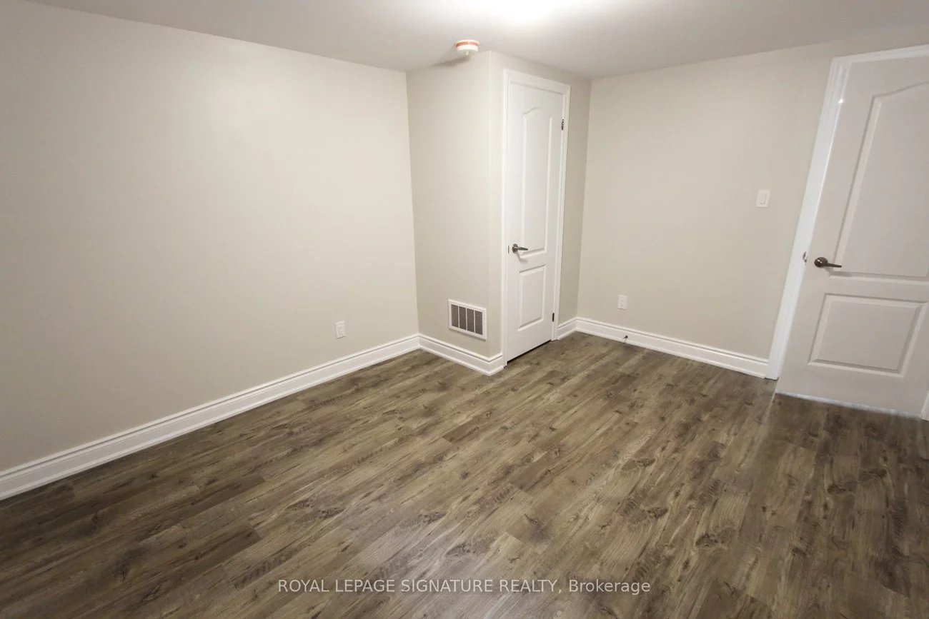 100, Bonham, Streetsville, Mississauga