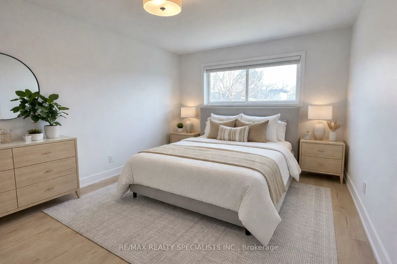 441, Lana, Mississauga Valleys, Mississauga