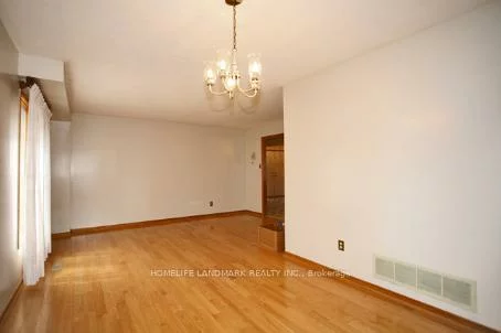 4461, Weymouth Commons, Hurontario, Mississauga