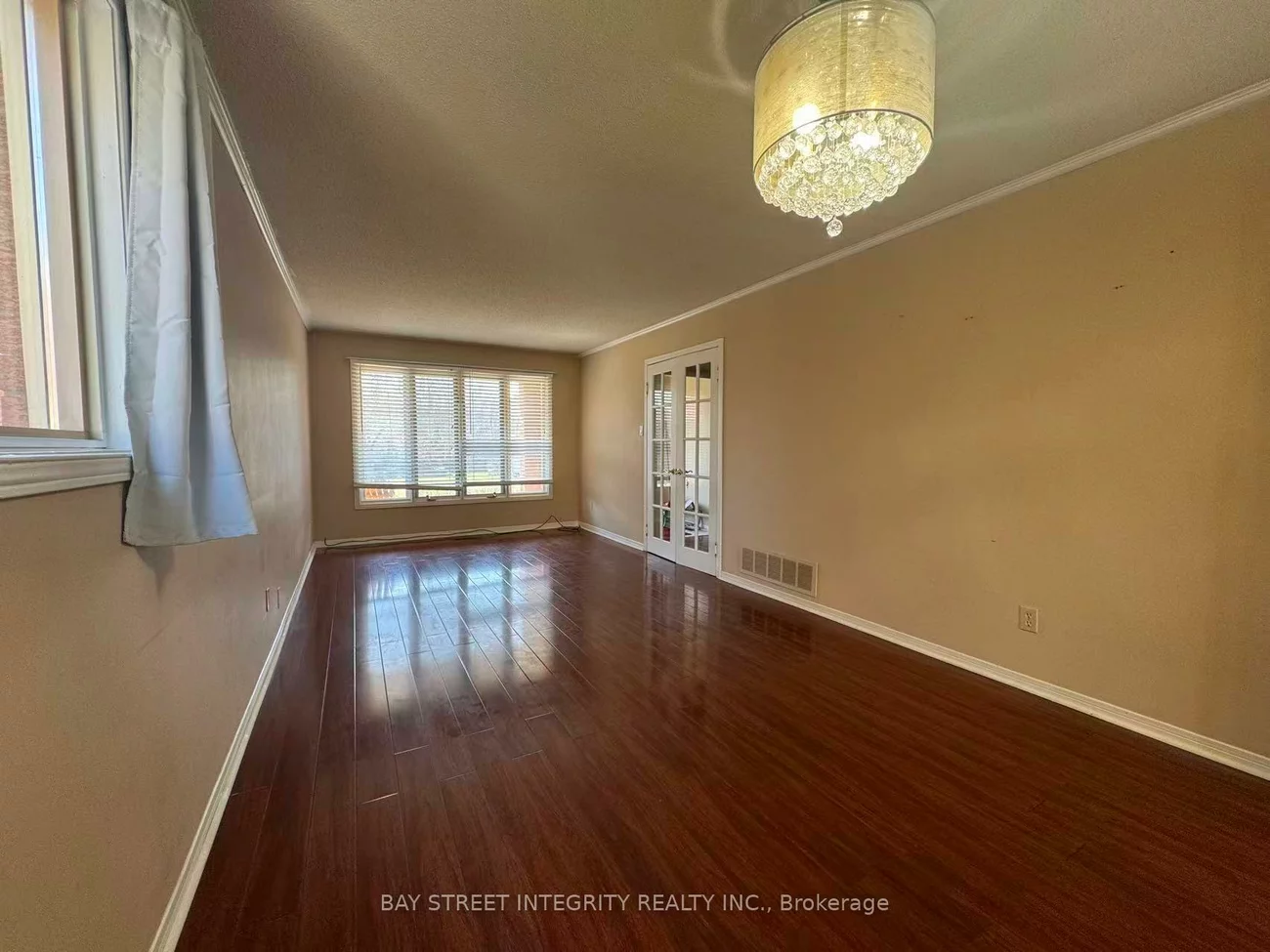 4255, Wakefield, Creditview, Mississauga