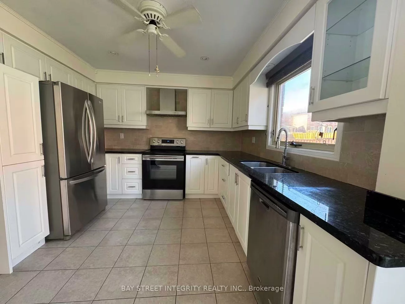 4255, Wakefield, Creditview, Mississauga