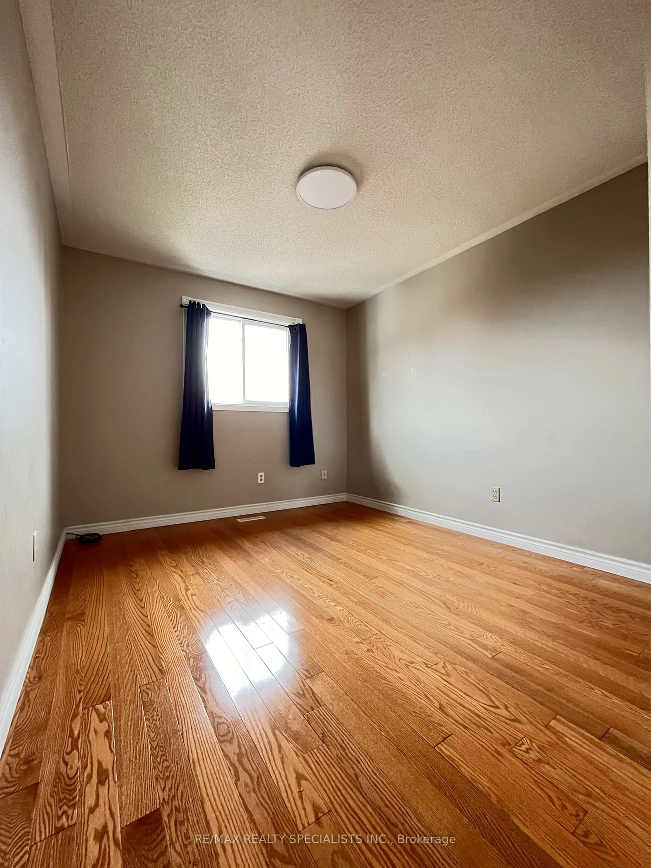 5317, Ferret, Hurontario, Mississauga