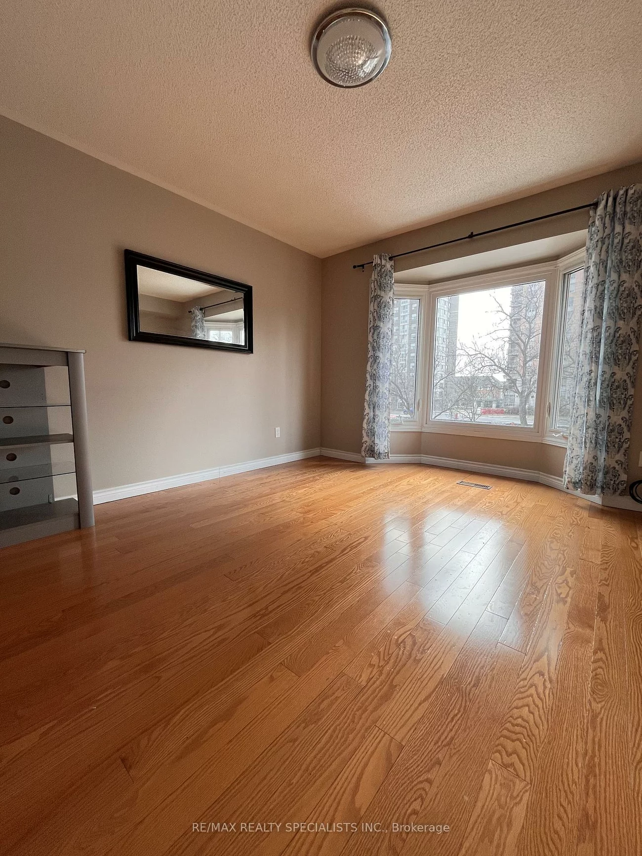 5317, Ferret, Hurontario, Mississauga